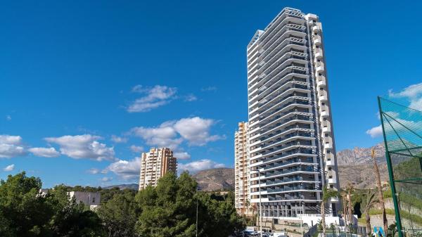 Venta de piso en Piso en Calle Presidente Adolfo Suárez s/n, Pueblo Poniente, Benidorm, Benidorm
 photo 1