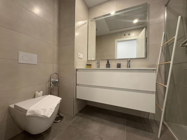 Sale of flat in Piso en Avenida Murtal, 10, Playa de Poniente, Benidorm, Benidorm
photo 1