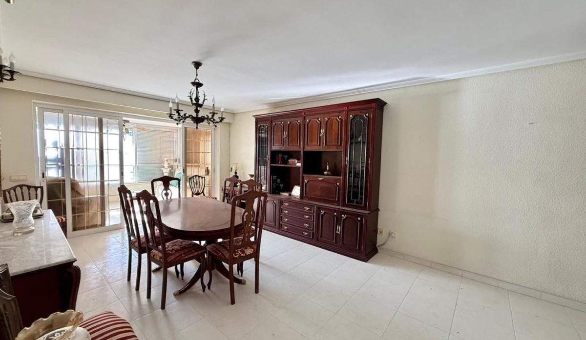 Sale of apartment in Piso en Playa de Levante, Benidorm, Benidorm
 photo 3
