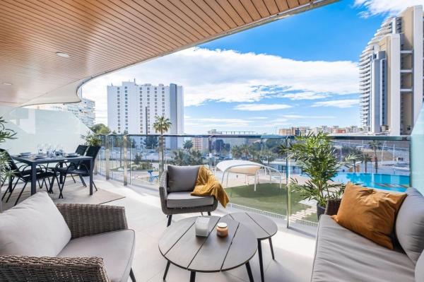 Sale of flat in Piso en Playa de Poniente, Benidorm, Benidorm
thumbnail 1