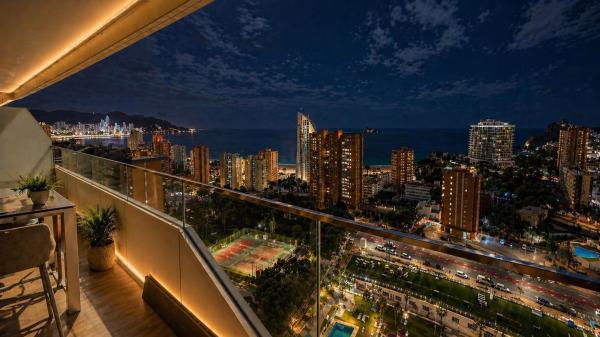 Продажа квартиры на Piso en Playa de Poniente, Benidorm, Бенидорм
 photo 1
