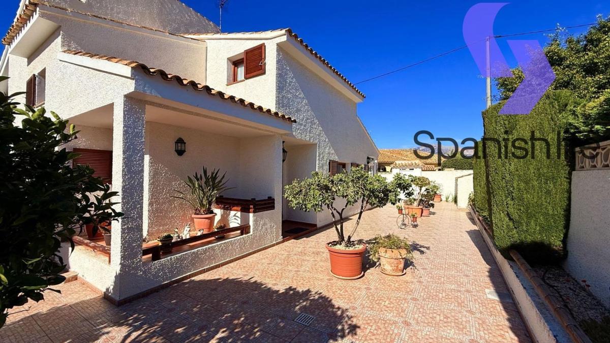 Propiedades en venta y alquiler en España photo 2