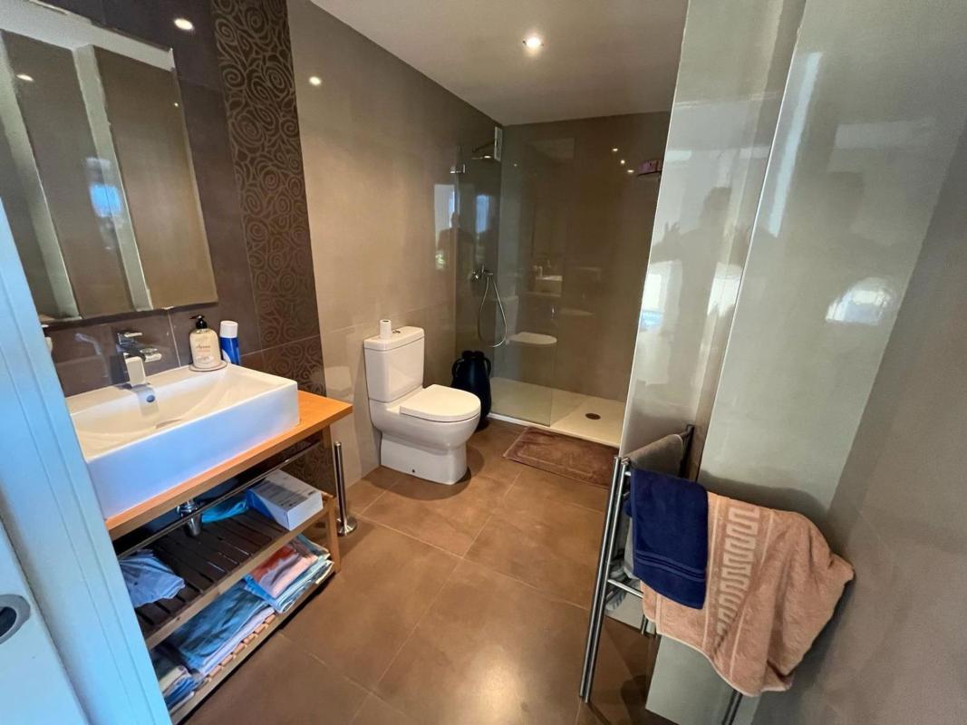 Продажа пентхауса на  Ático en Playa de Poniente, Benidorm, Бенидорм photo 4