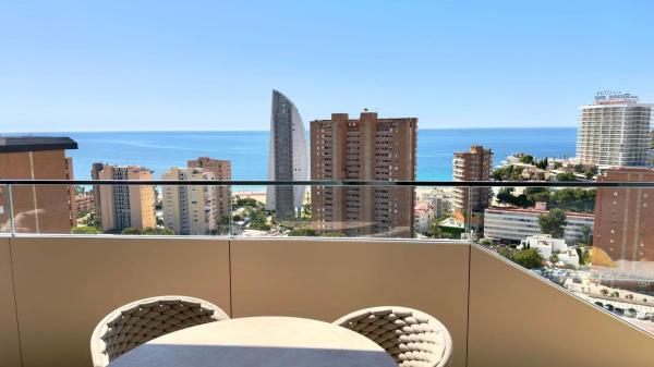 Venta de piso en Piso en Playa de Poniente, Benidorm, Benidorm
photo 1