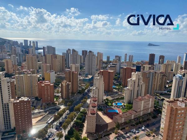 Ático en venta en Ático en Avenida del Municipi, 6, Pueblo Levante, Benidorm, Benidorm photo 1