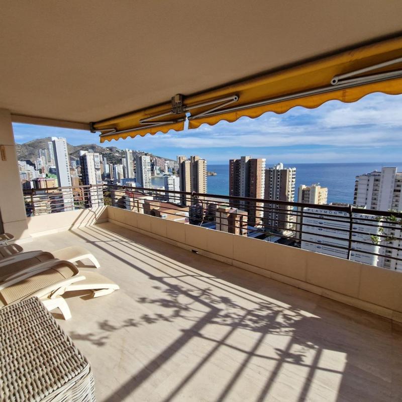 Продажа квартиры на Piso en Avenida del Mediterráneo, Playa de Levante, Benidorm, Бенидорм
photo 1