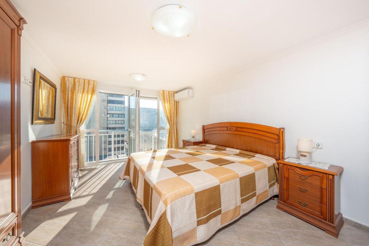 Venta de piso en Piso en Avenida de Madrid, 16, Playa de Levante, Benidorm, Benidorm
 photo 3