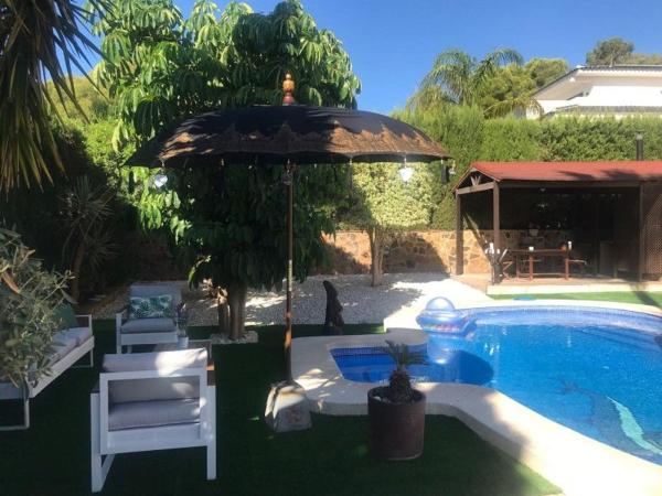 Chalet independiente en venta en Casa o chalet en Urbanizacion Coblanca, 18, Pueblo Levante, Benidorm, Benidorm
 photo 3