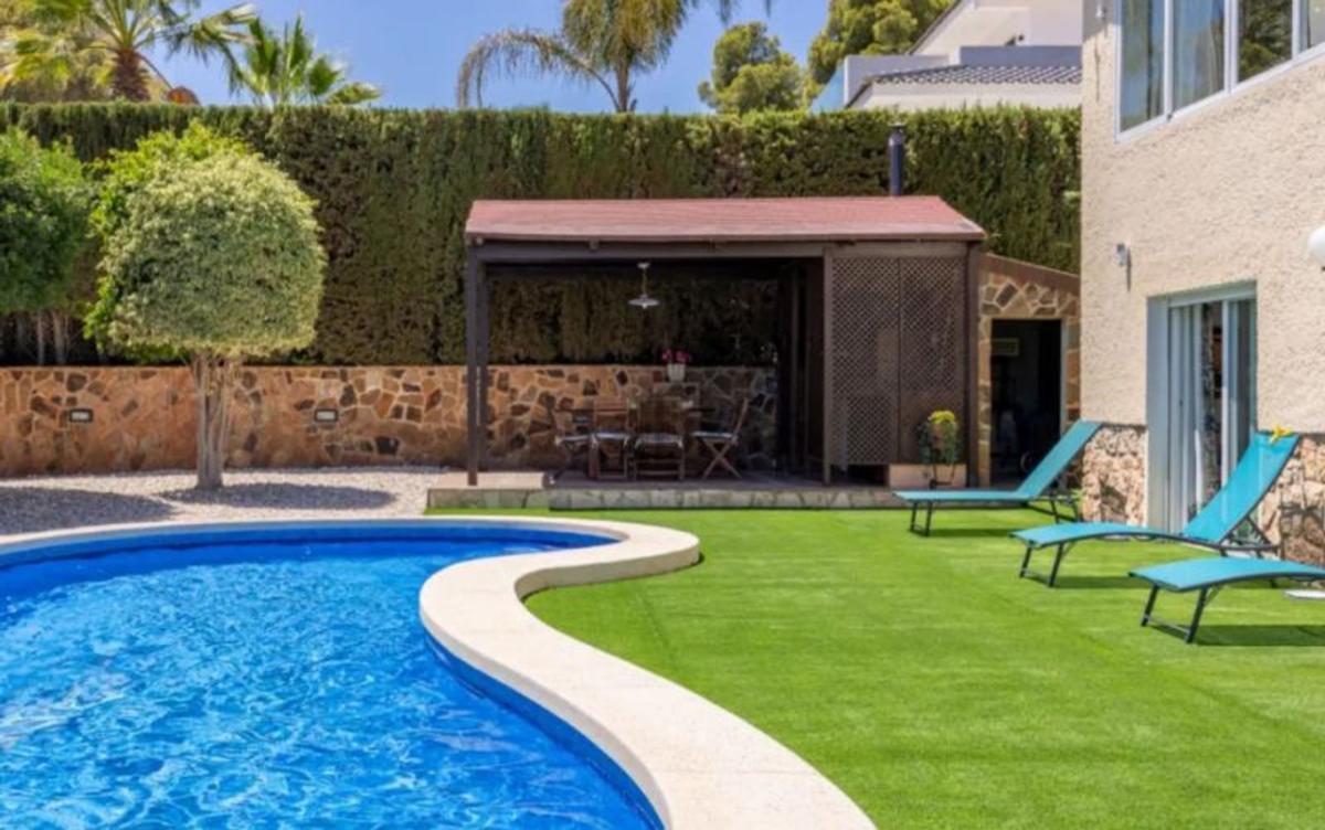 Venta de chalet independiente en Casa o chalet en Urbanizacion Coblanca, 18, Pueblo Levante, Benidorm, Benidorm
photo 4