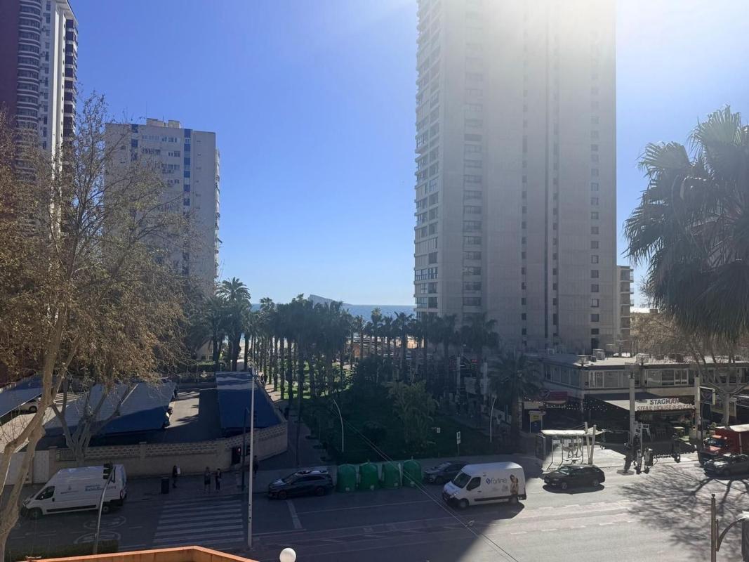 Venta de piso en Piso en Avenida del Mediterráneo, Playa de Levante, Benidorm, Benidorm
photo 1