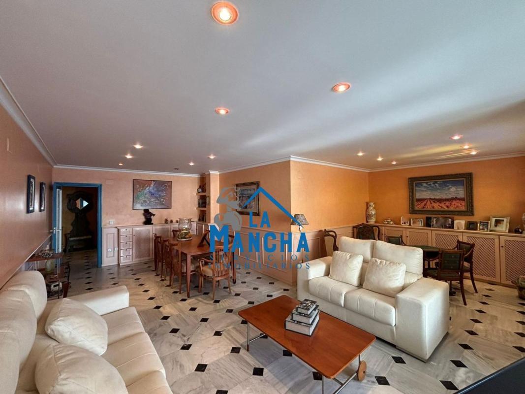 Venta de piso en Piso en Avenida Alcoi, Playa de Levante, Benidorm, Benidorm
photo 2