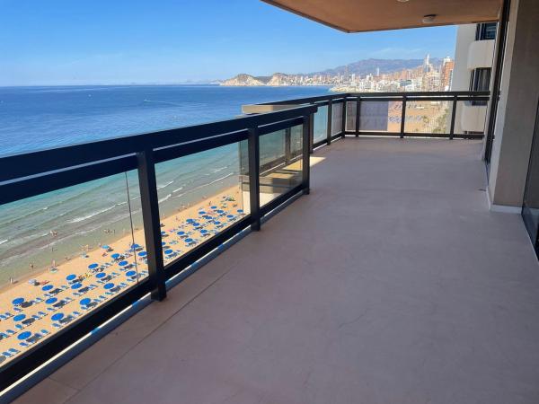 Venta de piso en Piso en Avenida de Madrid, 19, Playa de Levante, Benidorm, Benidorm
 photo 1