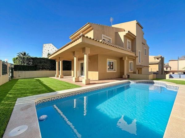 Casa o chalet independiente en Avenida de Estocolmo, Zona Sierra Helada, Benidorm photo 1