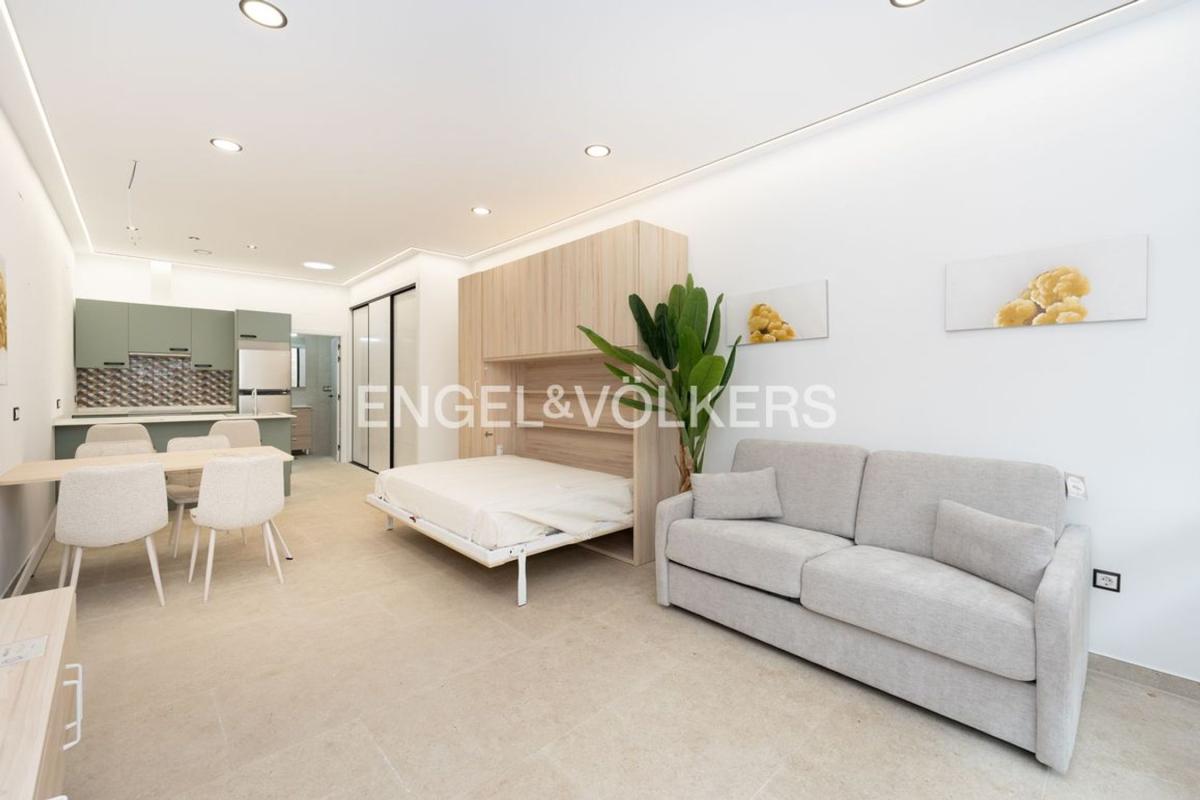 Продажа квартиры на Piso en Avenida del Mediterráneo, 25, Playa de Levante, Benidorm, Бенидорм
photo 1
