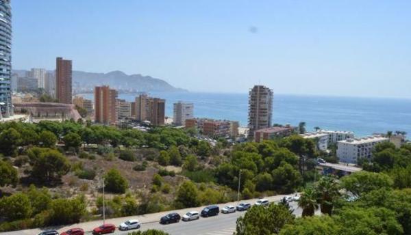Sprzedaż mieszkania w Piso en Avenida Murtal, Playa de Poniente, Benidorm, Benidorm
photo 1