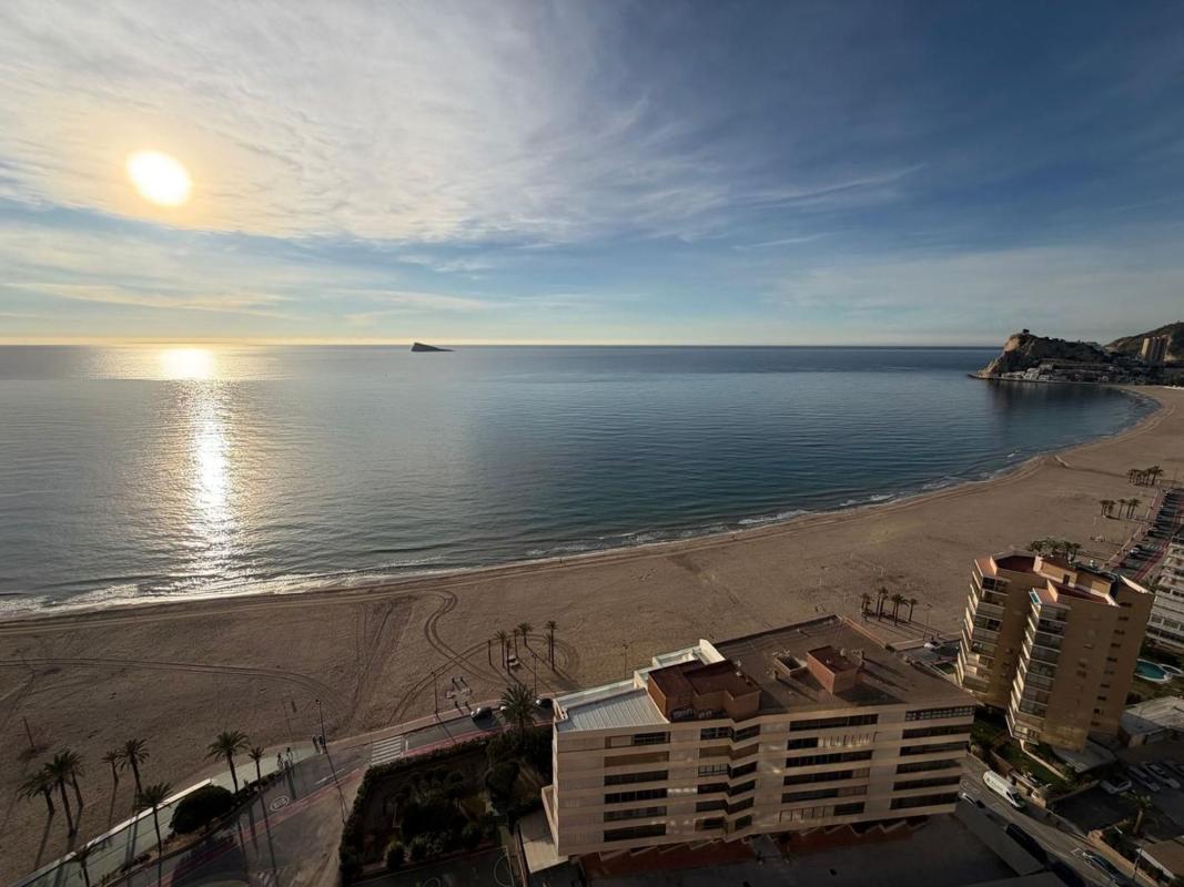 Venta de piso en Piso en Avenida de la Vila Joiosa, Playa de Poniente, Benidorm, Benidorm
photo 1