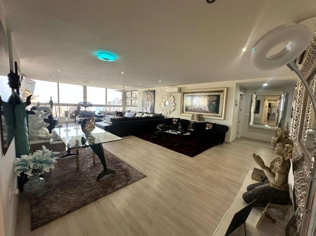 Venta de piso en Piso en Avenida de la Vila Joiosa, Playa de Poniente, Benidorm, Benidorm
 photo 3