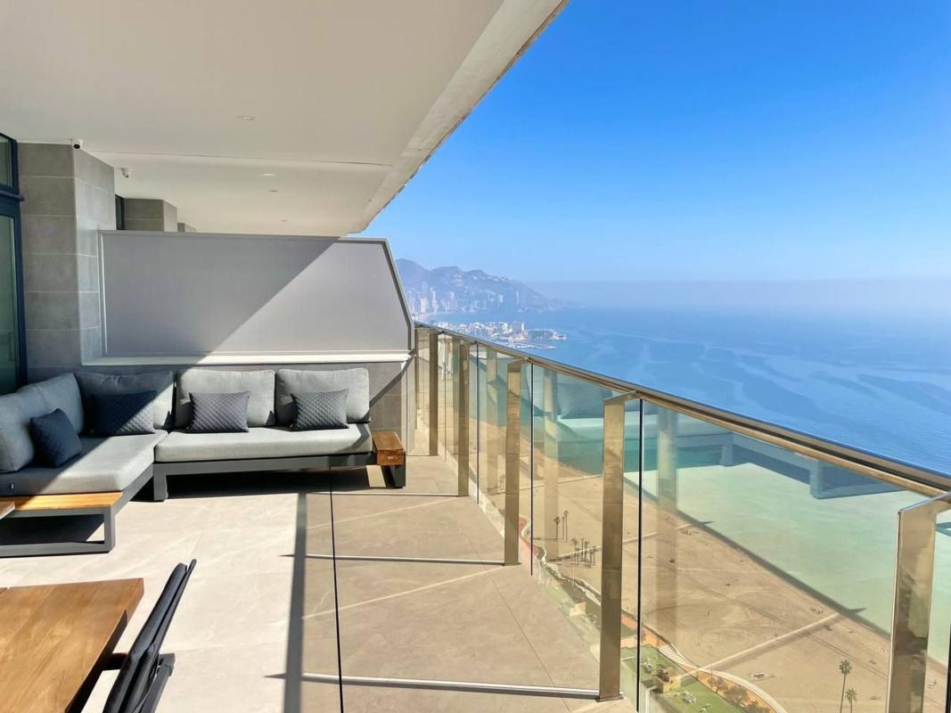 Penthouse sale in Ático en Avenida República Argentina, 17, Playa de Poniente, Benidorm, Benidorm photo 1