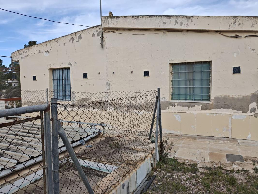 Propiedades en venta y alquiler en España photo 1
