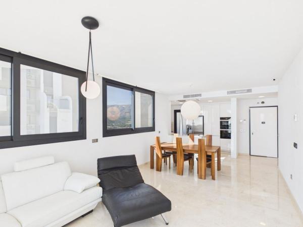 Ático en venta en  Ático en Playa de Poniente, Benidorm, Benidorm photo 4