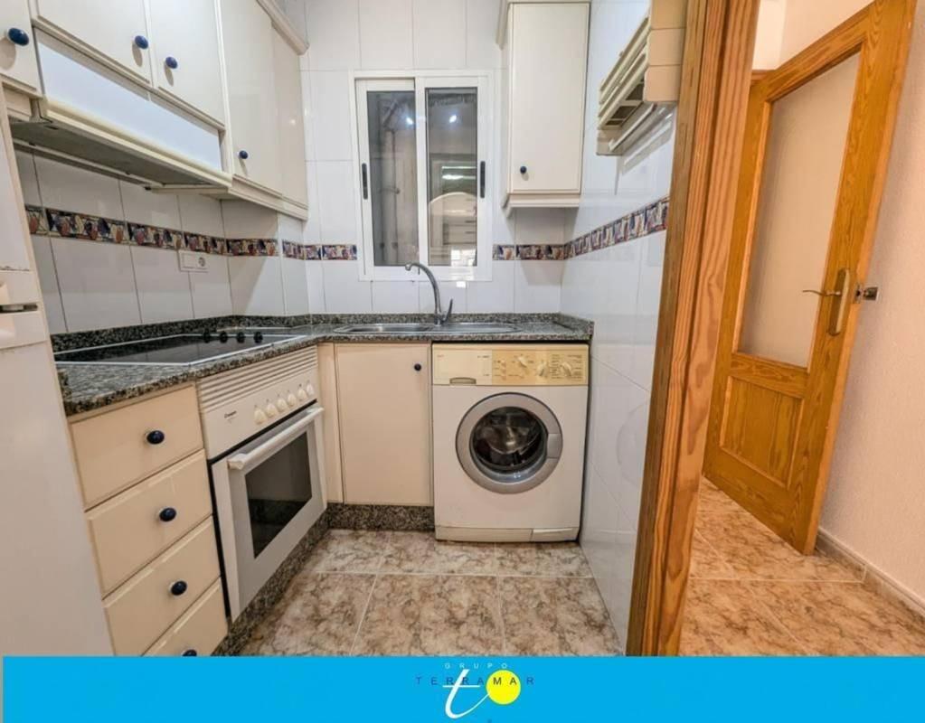 Продажа квартиры на Piso en Calle la Loma, 78, Avenida Habaneras - Curva de Palangre, Torrevieja, Торревьеха
photo 5