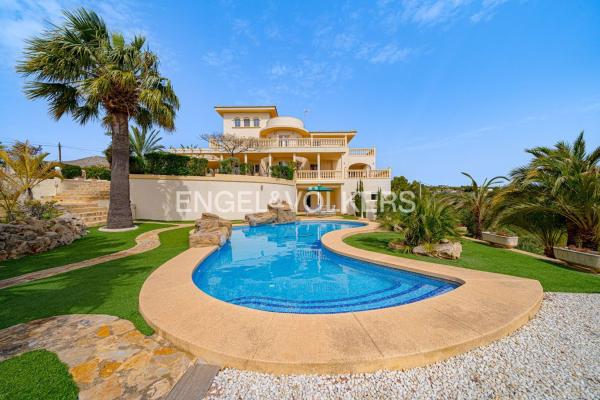 Casa o chalet independiente en Urbanització el Planet, Pueblo Poniente, Benidorm photo 1