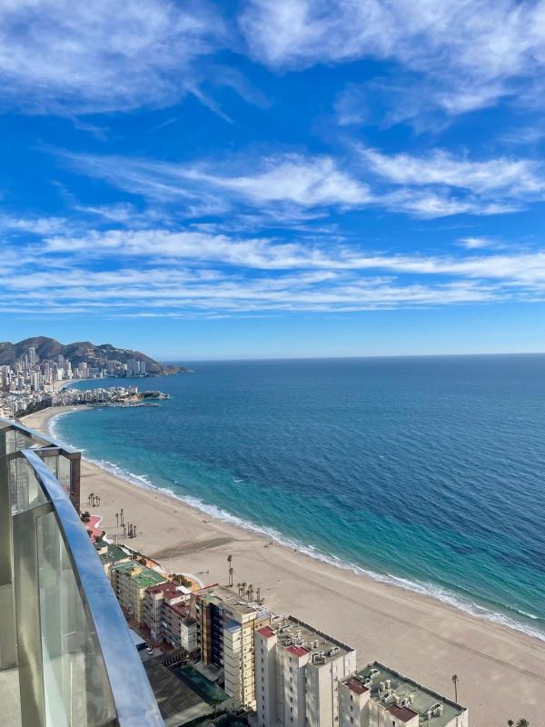 Venta de piso en Piso en Avenida de la Armada Española, Playa de Poniente, Benidorm, Benidorm
photo 4