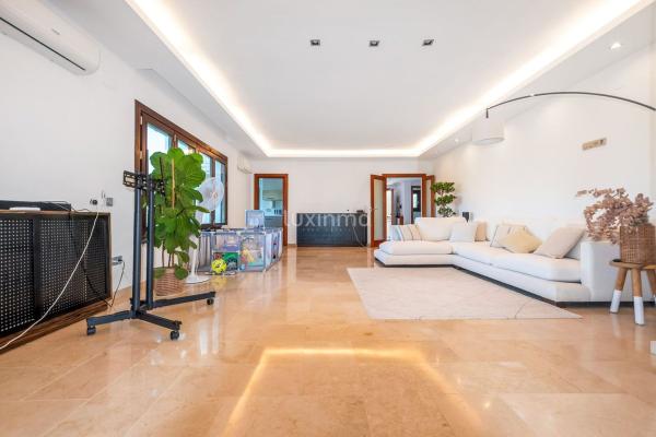 Casa o chalet independiente en Zona Sierra Helada, Benidorm photo 1