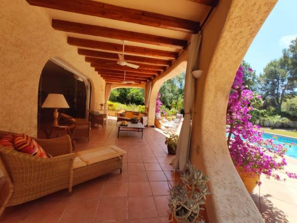 Casa o chalet independiente en Calle de Moscú, Zona Sierra Helada, Benidorm thumbnail 2