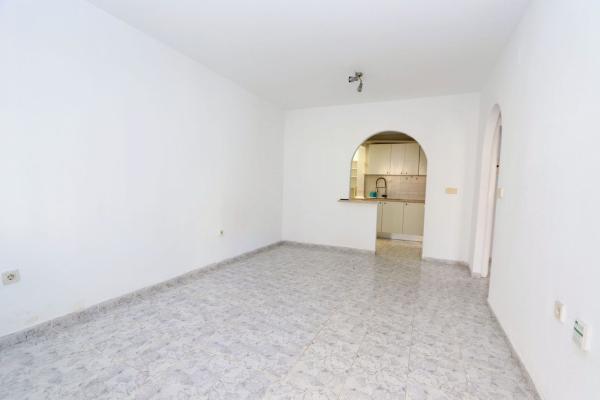 Sprzedaż mieszkania w Piso en Calle Guapiles, Playa Flamenca, Orihuela, Orihuela
 photo 4
