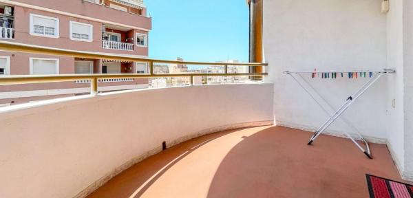Sale of flat in Piso en Puerto Deportivo, Torrevieja, Torrevieja
photo 1