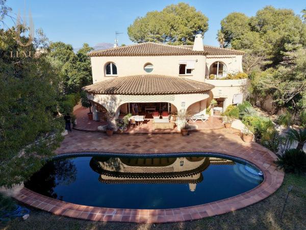 Casa o chalet independiente en Zona Sierra Helada, Benidorm thumbnail 1