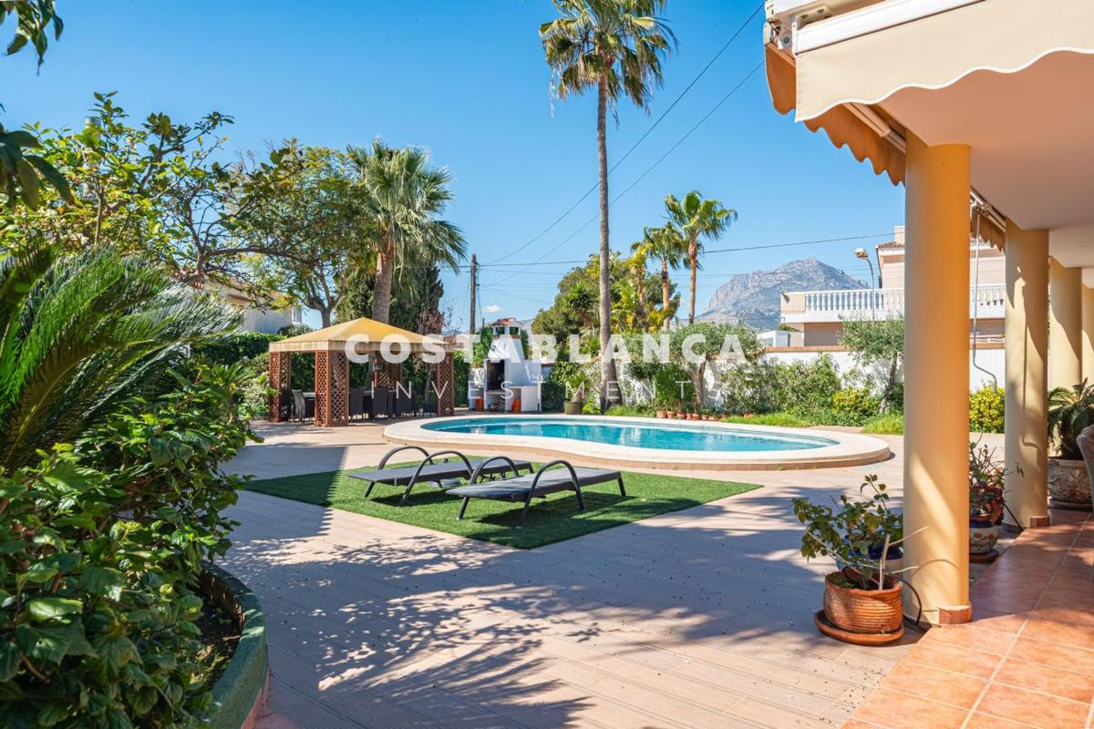 Venta de chalet independiente en Casa o chalet en Avenida Doctor Severo Ochoa, Zona Sierra Helada, Benidorm, Benidorm
photo 3