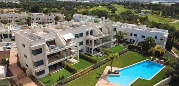 Продажа квартиры на Piso en Pinar de Campoverde, Pilar de la Horadada, Пилар де ла Орадада
photo 1