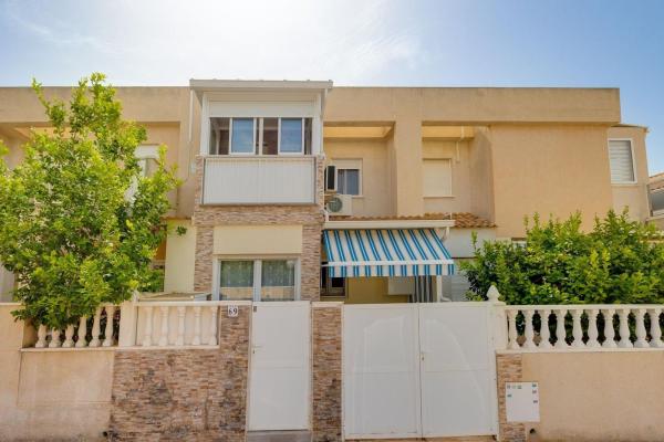Casa o chalet independiente en Aguas Nuevas, Torrevieja photo 2