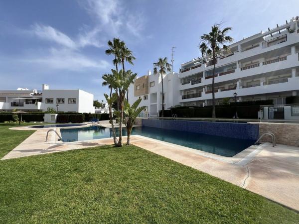Sprzedaż mieszkania w Piso en Lomas de Cabo Roig, Orihuela, Orihuela
 photo 1