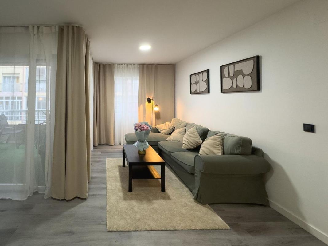 Продажа квартиры на Piso en Avenida Habaneras - Curva de Palangre, Torrevieja, Торревьеха
photo 2
