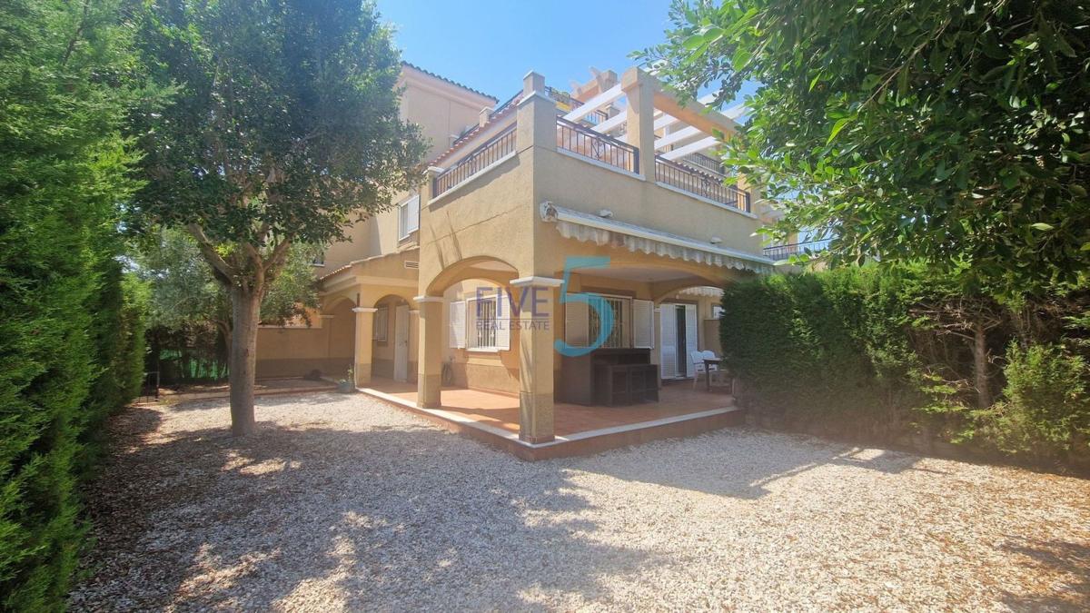 Venta de chalet independiente en Casa o chalet en Mil Palmeras, Pilar de la Horadada, Pilar de la Horadada
photo 1
