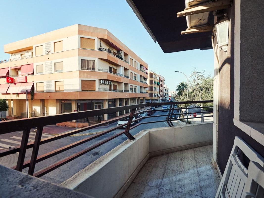 Продажа квартиры на Piso en Calle Veintidós de Diciembre, Dolores, Долорес
 photo 4