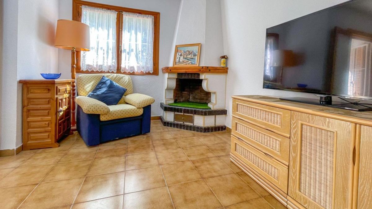 Venta de chalet adosado en Chalet pareado en Playa Flamenca, Orihuela , Orihuela photo 3
