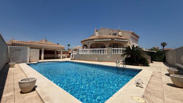Casa o chalet independiente en Alto Polígono Puente, Montepinar-La Aparecida-Raiguero, Orihuela photo 1