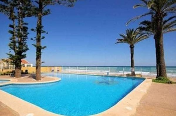 Chalet adosado en L'Almadrava-L'Estanyò, Denia photo 1