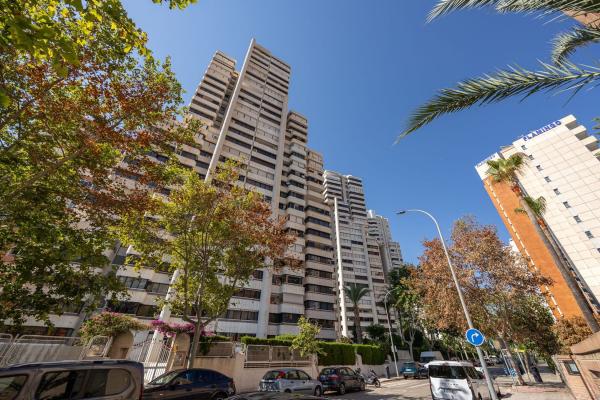 Venta de piso en Piso en Calle Esperanto, Pueblo Levante, Benidorm, Benidorm
photo 1