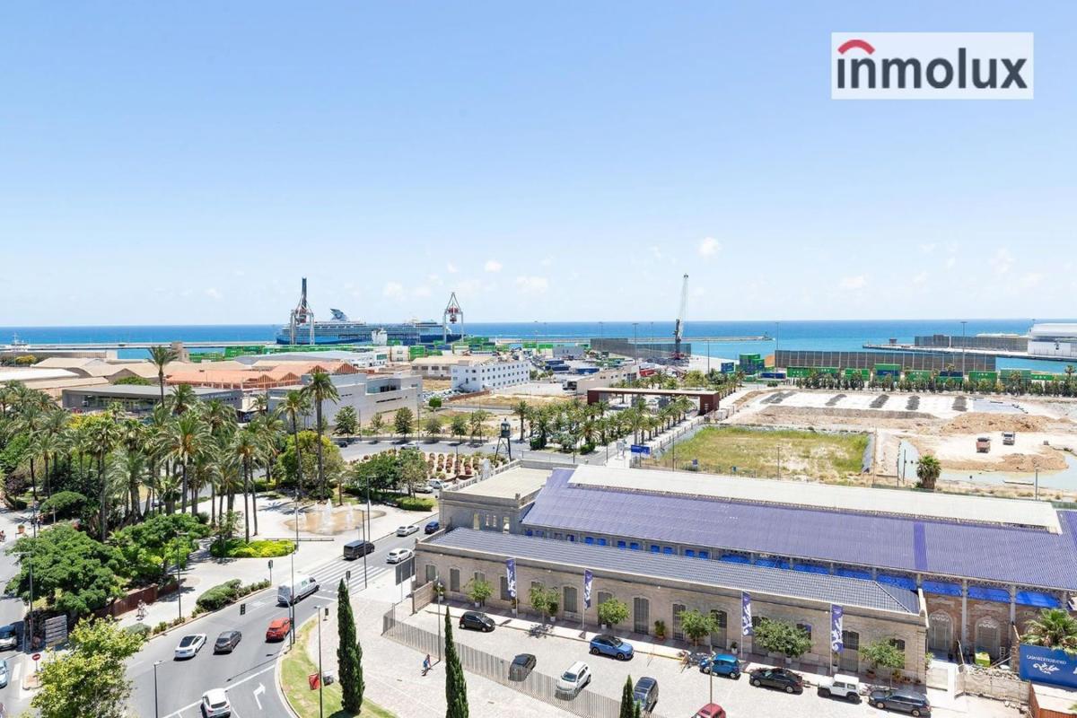 Продажа пентхауса на  Ático en Calle Moratín, Benalúa, Alicante / Alacant, Аликанте / Алакант photo 2