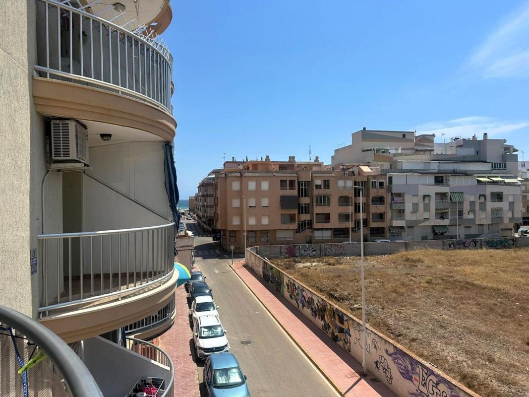 Venta de piso en Piso en Avenida del Mediterráneo, 36, Gaspar Perrelló, Torrevieja, Torrevieja
photo 5