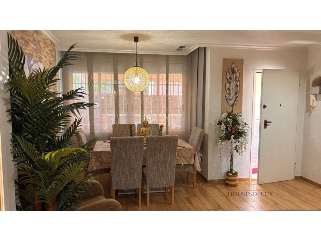 Properties for sale and rent in Spain photo 4