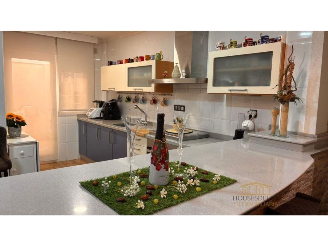 Properties for sale and rent in Spain photo 5