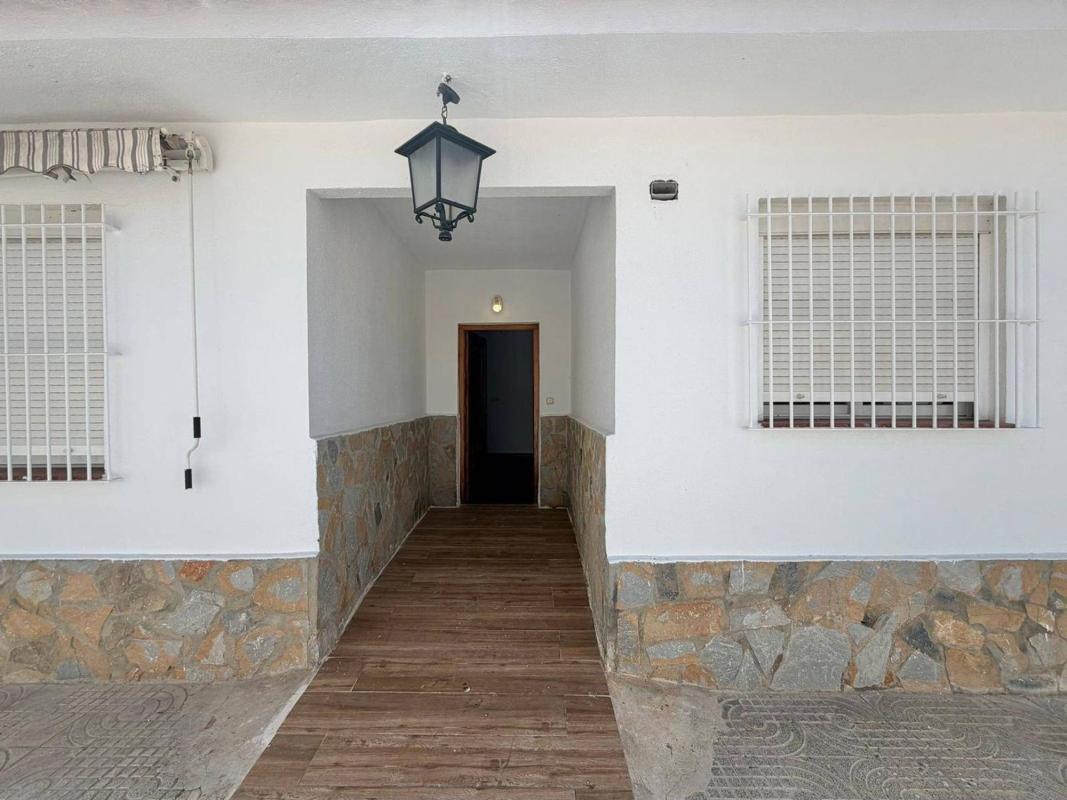 Недвижимость на продажу и в аренду в Испании photo 5