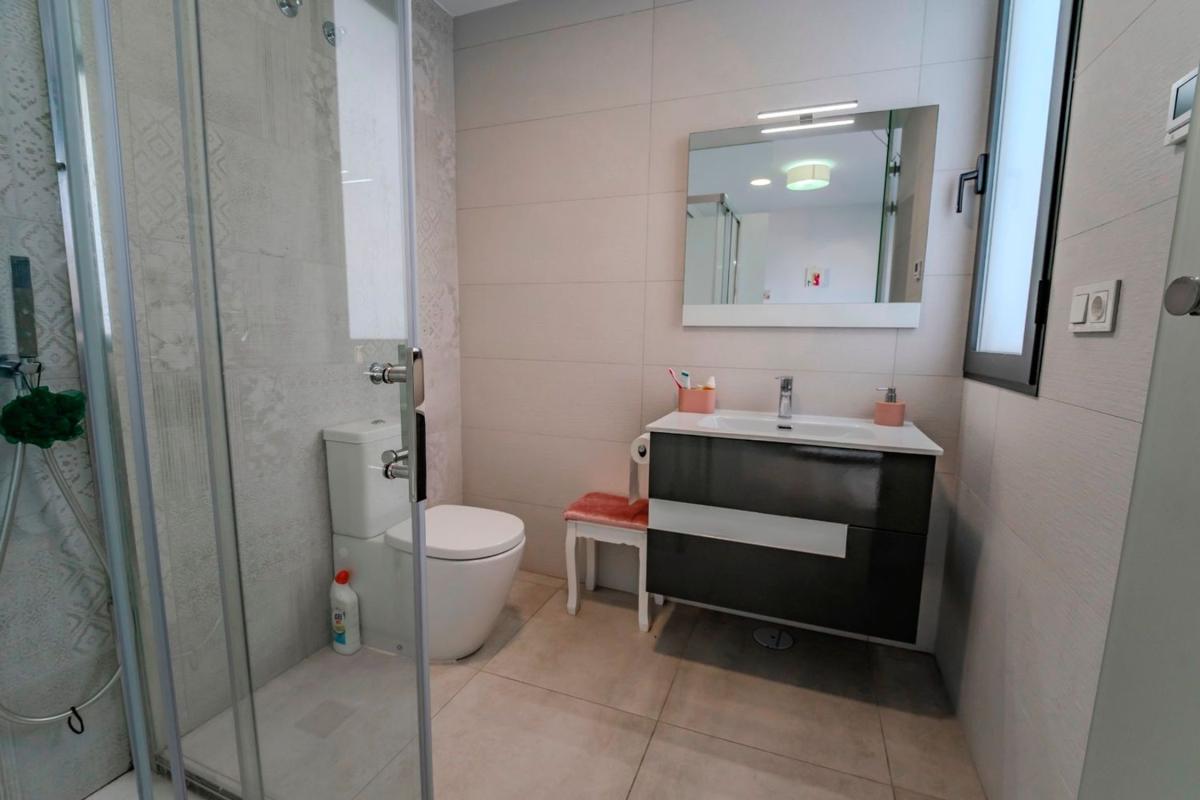 Недвижимость на продажу и в аренду в Испании photo 1