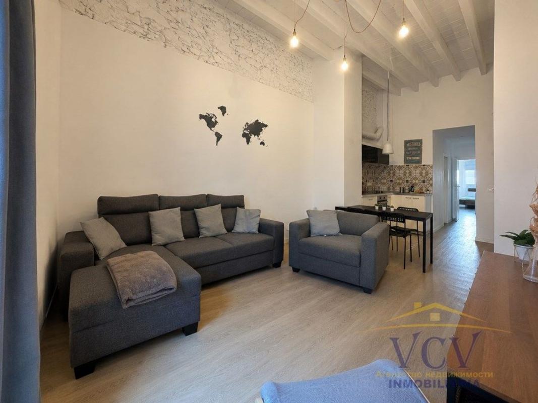 Venta de piso en Piso en Calle Poeta Quintana, Mercado, Alicante / Alacant, Alicante / Alacant
photo 3